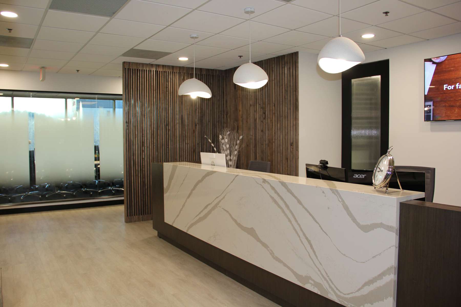 Duluth reception desk